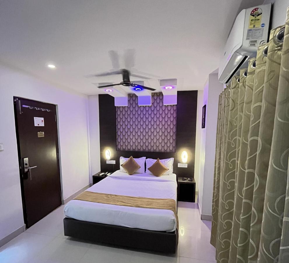 The Porch Inn Hotel/Service Apartments Bangalore Eksteriør billede