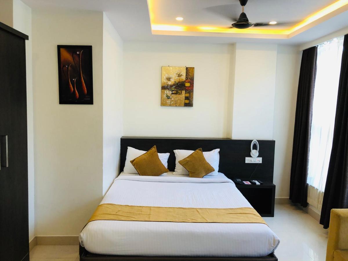 The Porch Inn Hotel/Service Apartments Bangalore Eksteriør billede