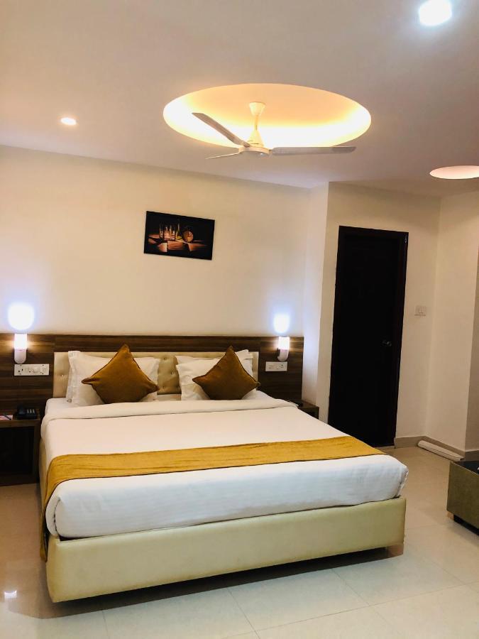 The Porch Inn Hotel/Service Apartments Bangalore Eksteriør billede